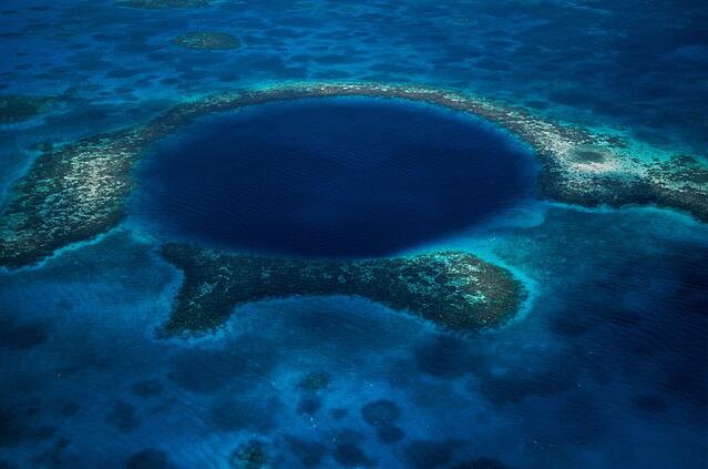 GreatBlueHole-1024x678