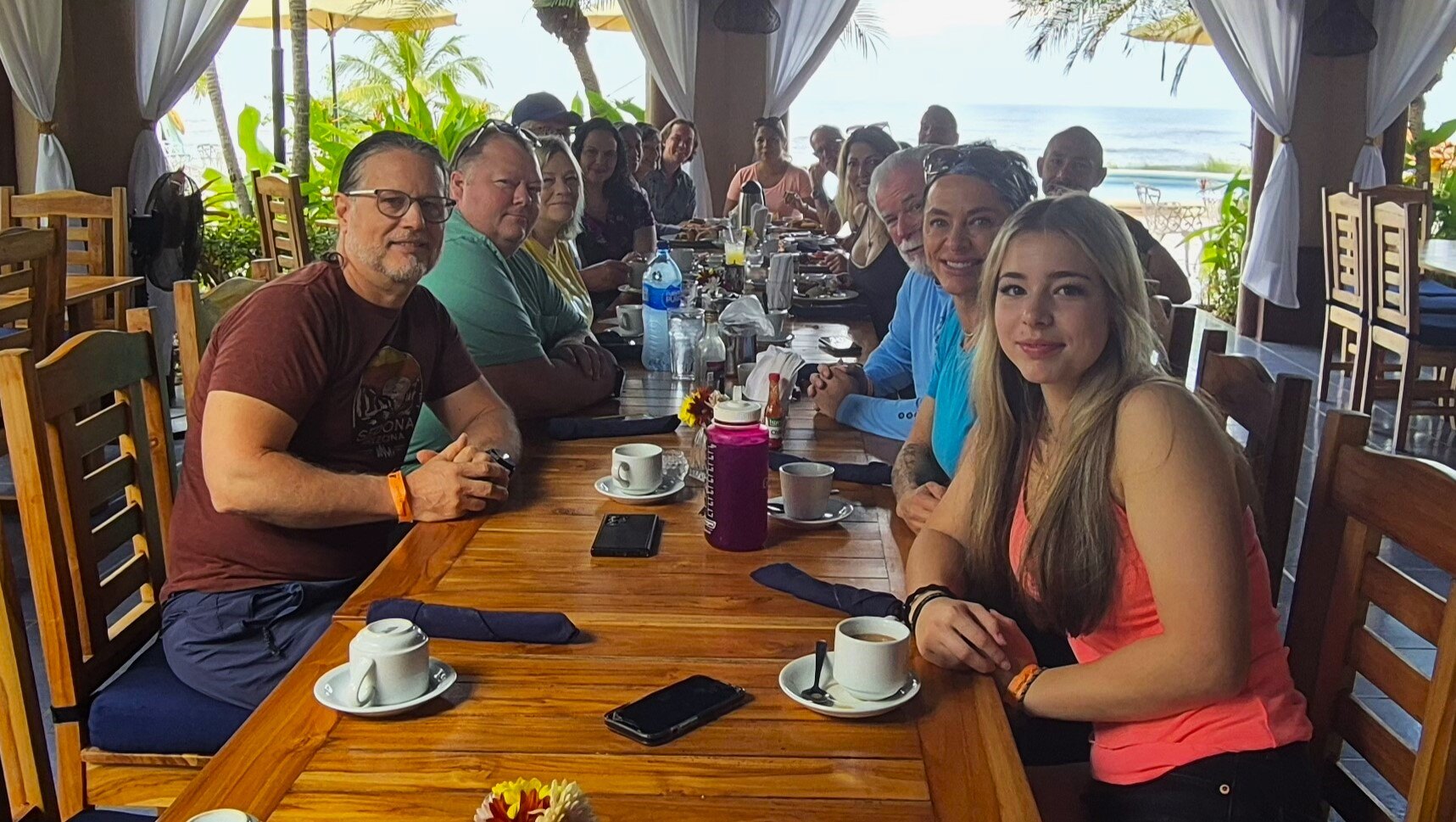 Gran Pacifica Resort-eating